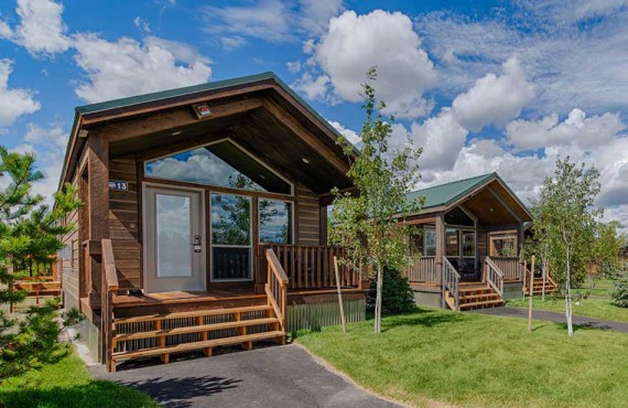 Explorer Cabins West Yellowstone Usa Package Rates Photos